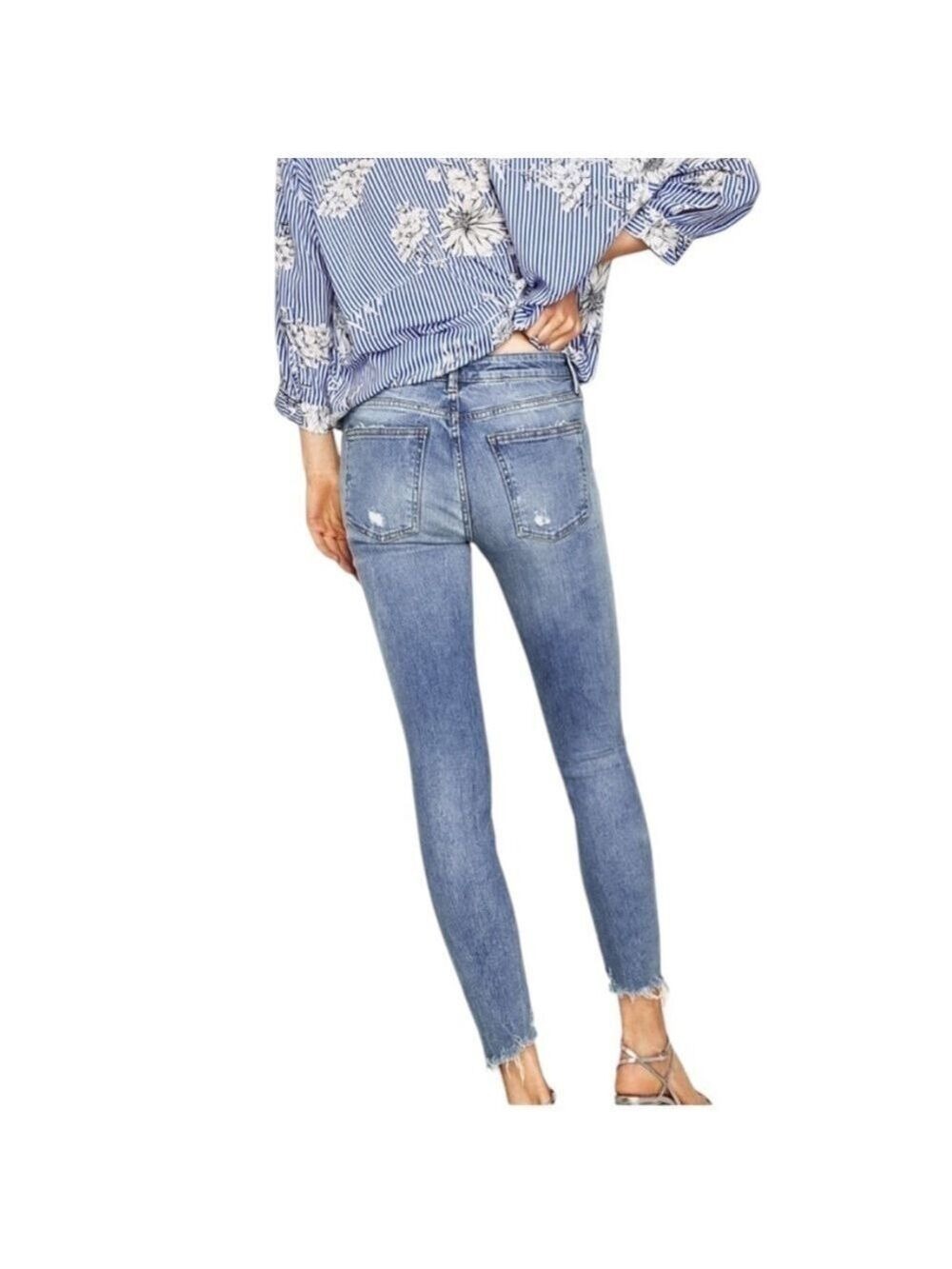 Zara Distressed Raw Hem Skinny Jeans Size 4